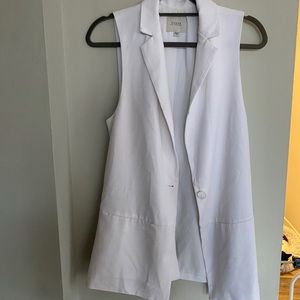 Sleeveless white blazer - Guess